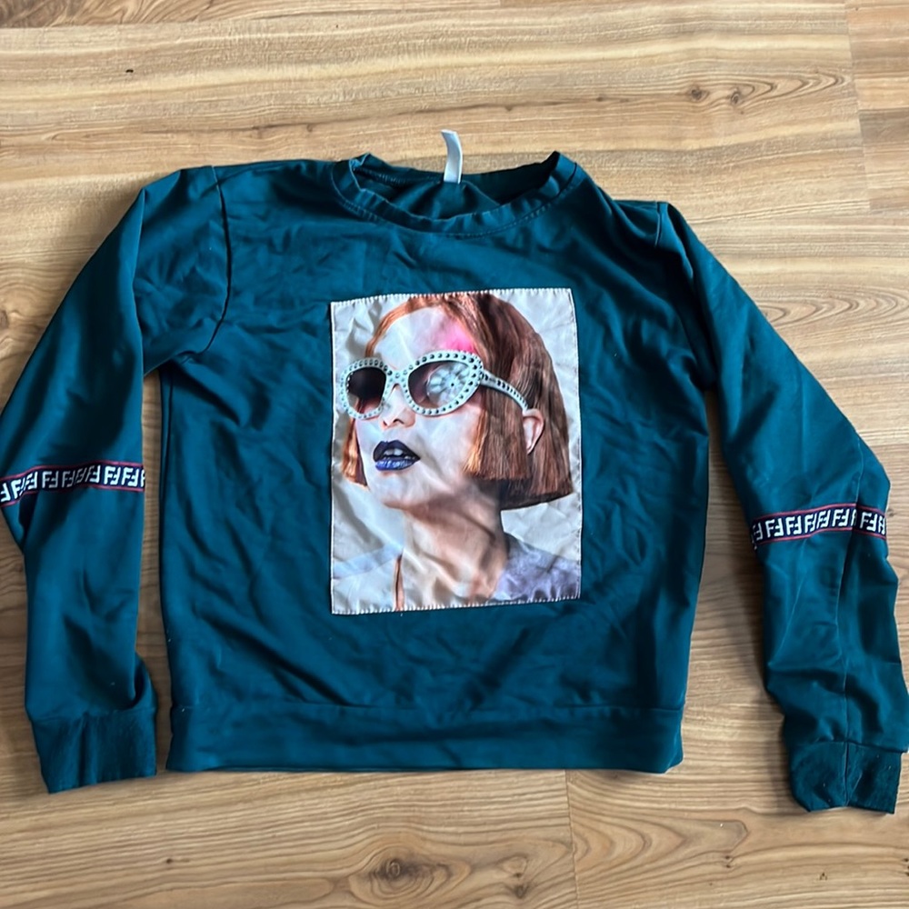 Graphic Crewneck